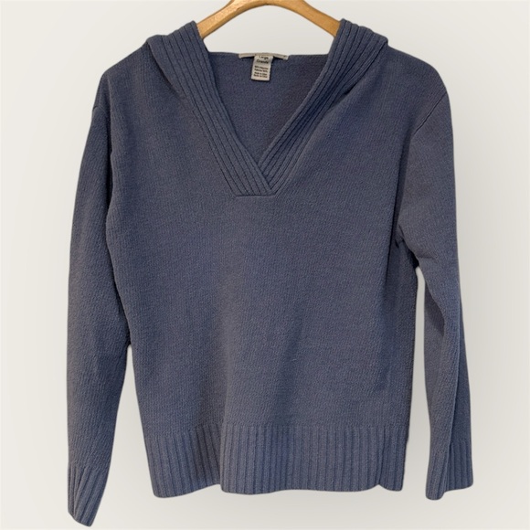 Tranquility by Colorado Clothing V-Neck Sweater in Slate Blue - Picture 3 of 10